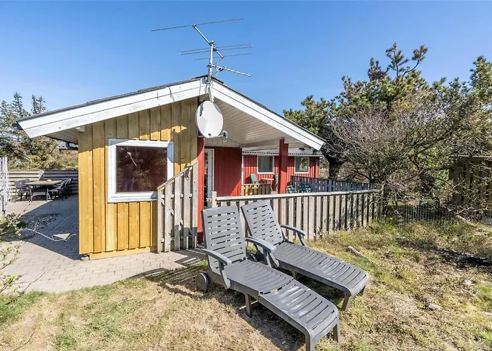 332-hvide-sande-anker-eskildsens-vej-19 *